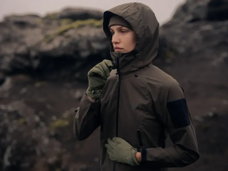 Водонепроницаемые молнии YKK® AquaGuard® — дополнительная защита от дождя