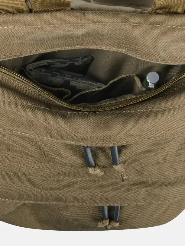 Отсеки для мелкого снаряжения