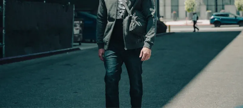 Greyman Jeans мы оснастили 9 функциональными карманами.
